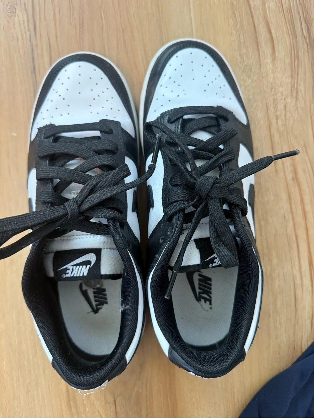 Nike Panda dunks men’s 8